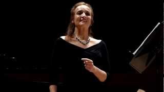 Alexandra Sherman (mezzo-soprano) sings P.I.Tchaikovsky "Serenade" from Six French Songs