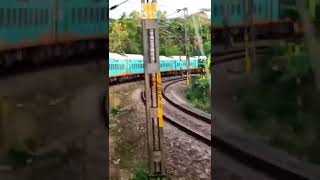 Train Video || Railways || Hamsafar express || skpandit vlogs