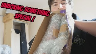 Unboxing Something Special (SweetMemories)