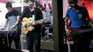 James Arthur - Juliet Is Not Dead LIVE (Save Arcade - old band - uncle alberts July 2009)