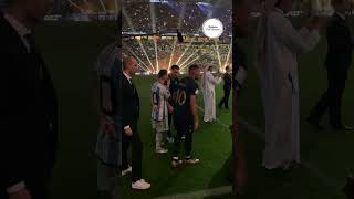 Lionel Messi Consoles Mbappe after Argentina vs France World Cup Final.