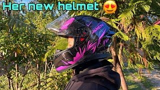 Her new helmet 😍|MunBarman