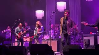 Tedeschi Trucks Band covers Prince’s iconic ‘1999’