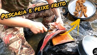 PESCA COM ESTILINGUE E PEIXE FRITO NO MEIO DA MATA!!! #guiadomato