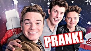 CELEBRITY PHOTO PRANK