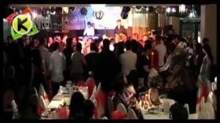 Azizi Weysi - Xril Xal - عەزیز وەیسی - New Clip 2011 - KMelody.Net