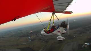 Flight just before sunset. Lot tuż przed zachodem.