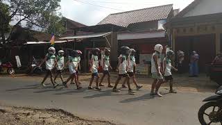 lomba gerak jalan unik