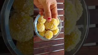 Easy Nariyal laddu recipe at home| gari burada laddu recipe| vart k laddu| #laddu #shorts #trending