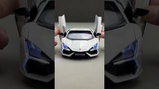 White Lamborghini  #luxurycars#lamborghini #shorts #youtubeshorts