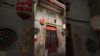 Beautiful temple door in Penang #travel #penang #malaysia