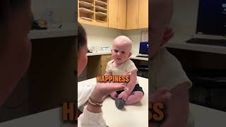 This Baby Hears For The First Time (@kales_23r)