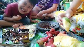 MUKBANG // KESERUAN MAKAN RUJAK BERSAMA KELUARGA#makananindonesia #makanrujak #rujak #rujakbuah