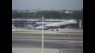 U.S airways a321 takeoff KFLL RWY 9L