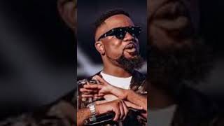 Which artist has more award in Ghana                                                #sarkodie #viral