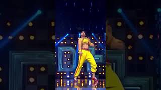 CHAMMA CHAMMA Dance by VARTIKA JHA ❤❤