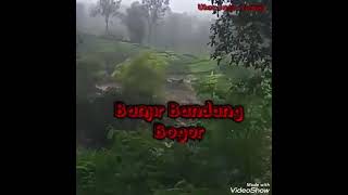 #SaveBogor #BencanaAlam innailahi wa inna ilahiroji'un  Banjir Bandang melanda Bogor