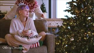 "HAPPY CHRISTMAS : Daydreaming" - Music: Daydream - Carly Comando - Video by Camilla Devereaux