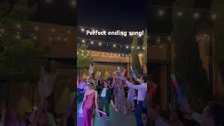 Glad you came is a perfect ending song! #lastsongwedding#lastdance