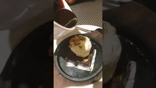 Chocolate Brownie With Ice Cream