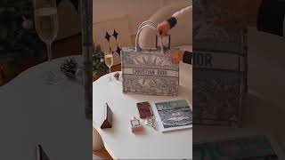 umboxing Dior Tote Bag