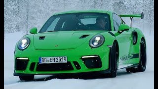 Porsche 911 GT3 RS (2019) Snow Drifting