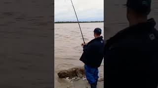 Hermano de la Pesca #pesca #pescaargentina #shorts