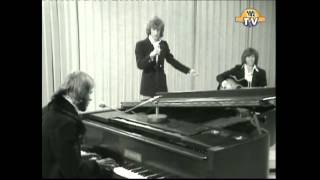 Bee Gees  -  Alone again 99