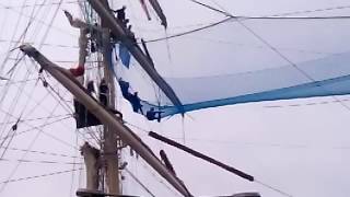 Gdynia Red Bull Slackship, zawody trickline Dar młodzieży 19 08 2017 seria pierwsza