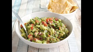 How to make Chunky Homemade Guacamole