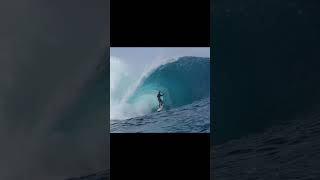 Scoring a Gem at Teahupo'o