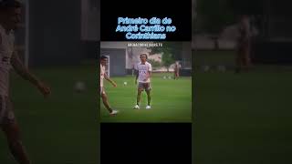 Primeiro dia de André Carrillo no Corinthians