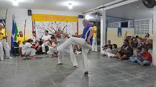 Marcos Mestre do Brasil Aprendendo CAPOEIRA