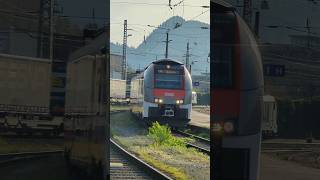 Desiro ML rollt in den Kufsteiner Bahnhof rein