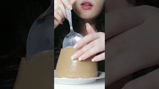 #shorts mukbang sweet/ اسمر ایرانی خوردن کاچی/ دسر خوشمره