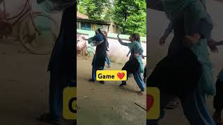 बच्चों की blind fold game ❤️ government school game#kesariya #music #shortvideo #schoolsongs #games