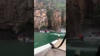 Cliff Smashes People on BOAT - Tragedy #scary #omg #wtf