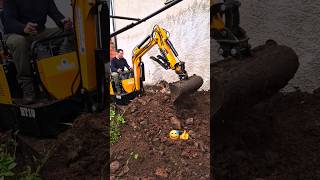 work with Mini digger excavator #work #miniexcavator #minidigger #machine #chinese