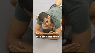 Simple Hack to Escape Mount #nogi #bjj