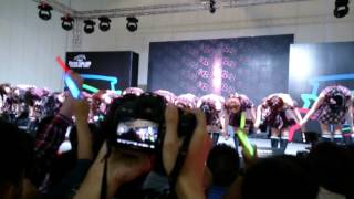 AKB48 Tokyo Auto Salon 2013 Ending before Encore