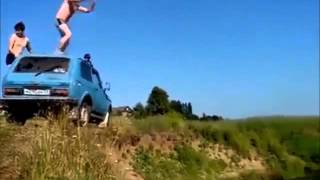 Epic fail jump from car Неудачный прыжок с машины FAIL