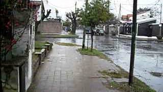 nieve en buenos aires con mi papa 9 de julio 2007....te extraño viejo