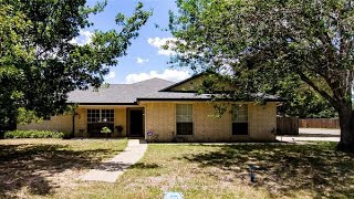 230 Hamilton Drive, Gatesville, Texas Presented by Jesse Myles.