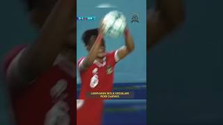 Lemparan bola rasa Crossing Robi Darwis. Indonesia ke Final AFF Championship U23 #footballplayer23