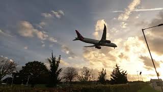 Flying Time - Heathrow Landings Runway 27L - 30th Oct 2022