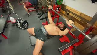 225 pound Bench Press 2ct 3 reps 8 RPE