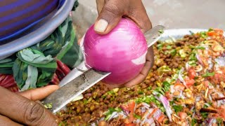 This man has extremely sells Spicy Chole Masala with Extreme Knife Skills/Bangladeshi Street Food