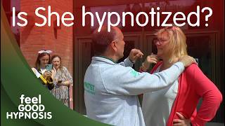 Street Hypnosis Induction asking the question how do you know if this lady is in hypnosis?