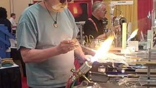 Barry Lafler Glassblowing demo 4