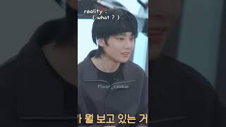 expectations vs. reality #straykids #skzcode #hyunjin #han